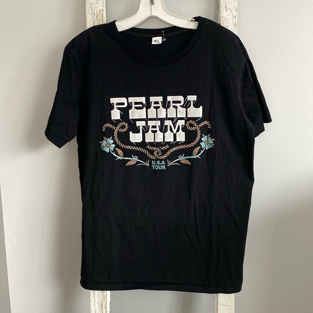 Pearl Jam 2023 USA Tour Shirt